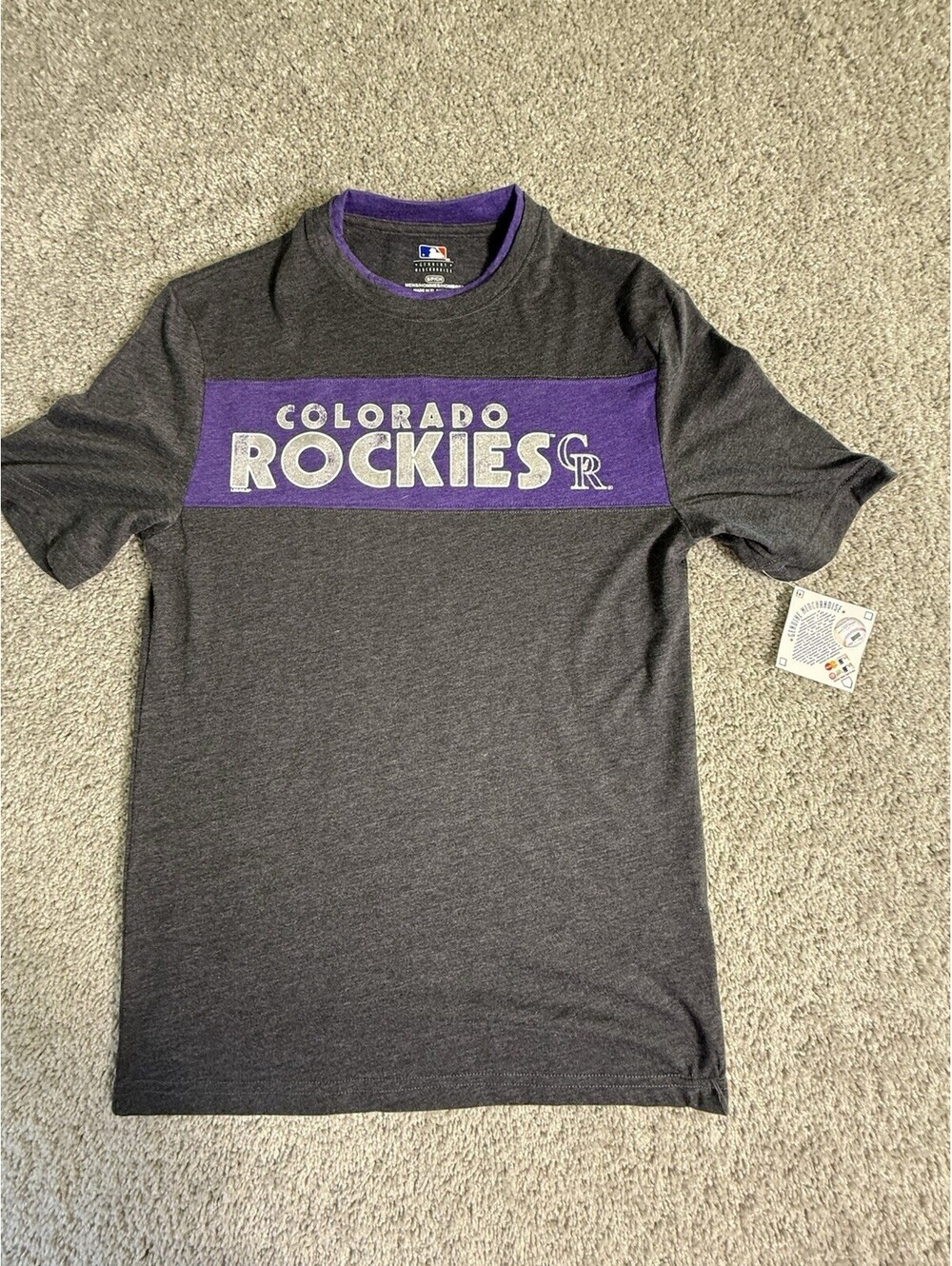 NWT Women’s Colorado Rockies T-Shirt Size Small Short Sleeve Gray and Purple
